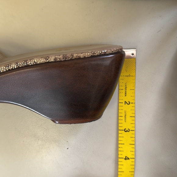 Stuart Weitzman sandals - Picture 8 of 8